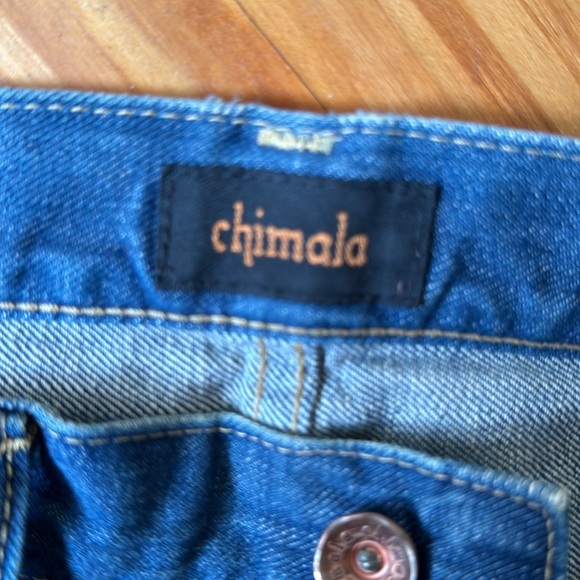 Chimala Jeans - Picture 4 of 5